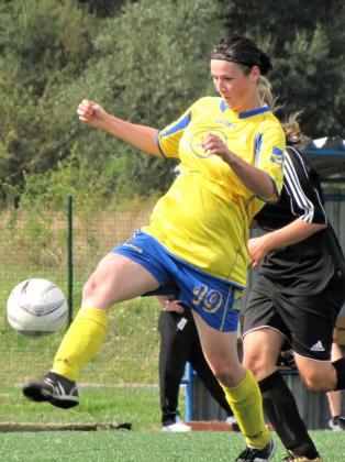 04teplicke-fotbalistky-zdolaly-hradec-kralove-2-0_560x420.jpg