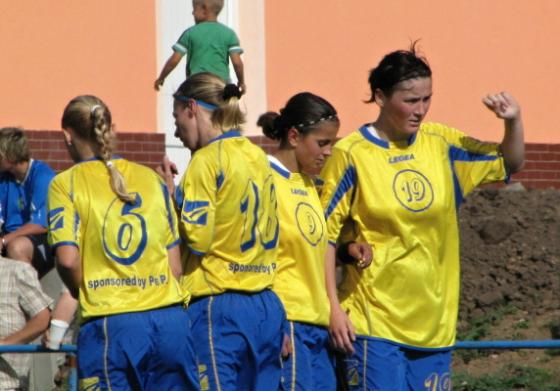 29teplicke-fotbalistky-zdolaly-hradec-kralove-2-0_560x420.jpg